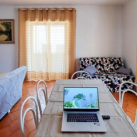 Apartment La Casa Al Mare Di Pippo Mascali