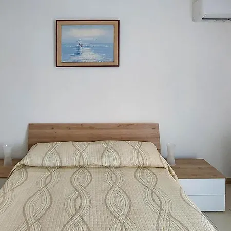 Apartment La Casa Al Mare Di Pippo Mascali