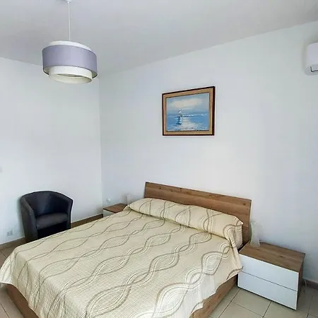 Apartment La Casa Al Mare Di Pippo Mascali